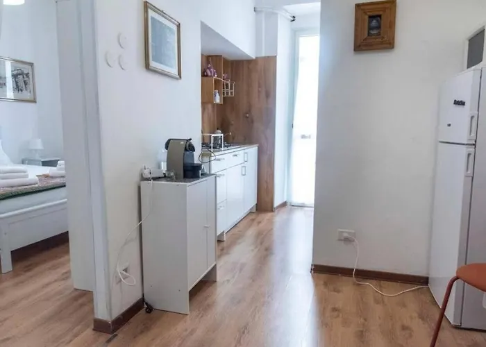 La Casa Di Marisela In Via Emanuele Filiberto Roma